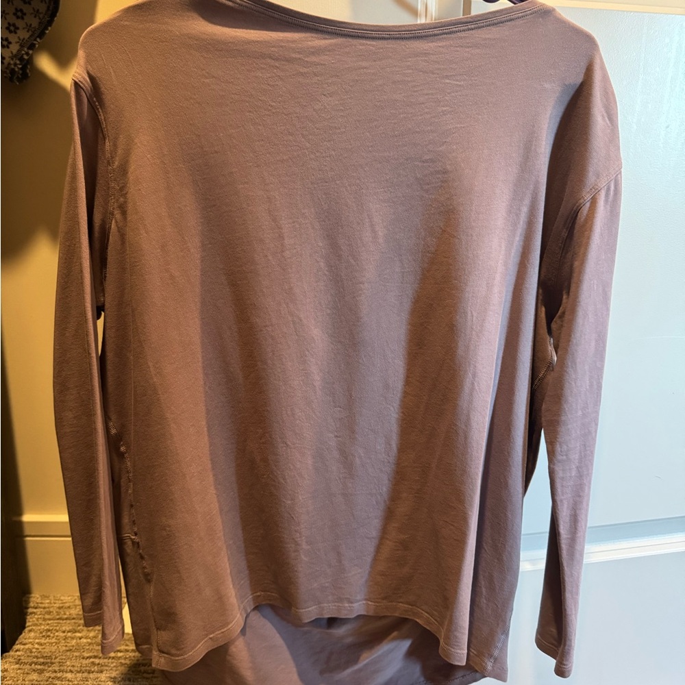 Lululemon Athletica Lavender Long Sleeve Top